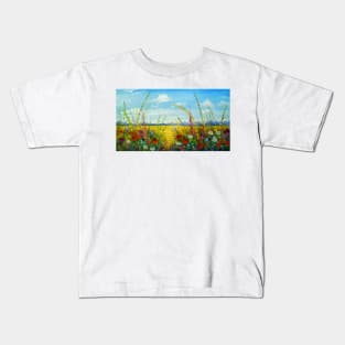 Flowers in the field Kids T-Shirt